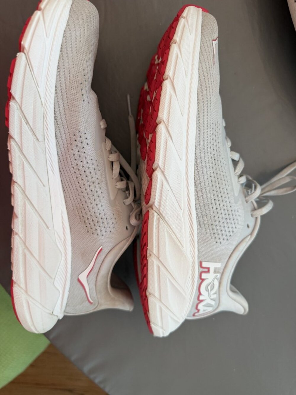Hoka One One Women's Arahi 7 sneakers - Picture 3 of 8